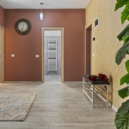 Comfort Azure Bucarest Exterior foto